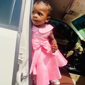 Meet your Posher, Elvis tkendrick